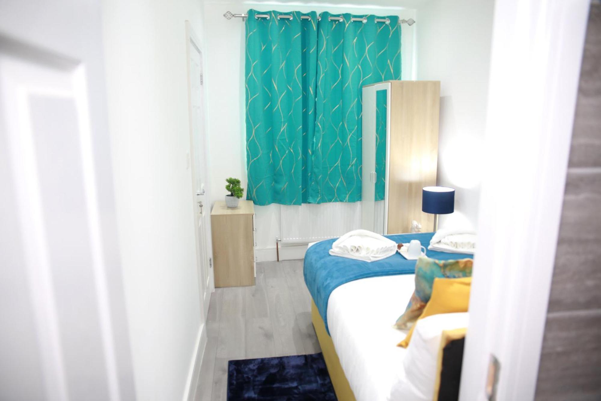 Deluxe 4 Bedroom House The Hyde ภายนอก รูปภาพ