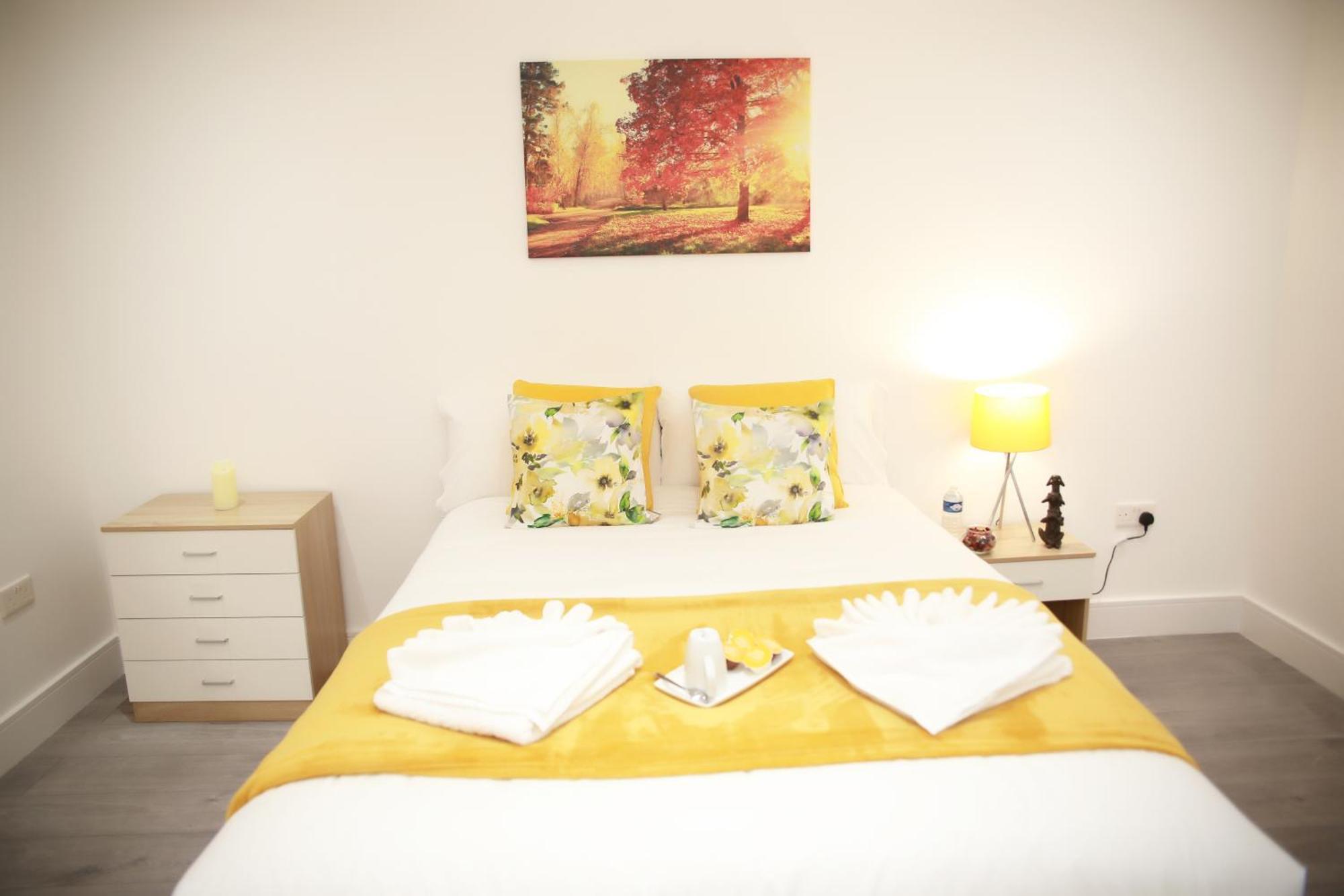 Deluxe 4 Bedroom House The Hyde ภายนอก รูปภาพ